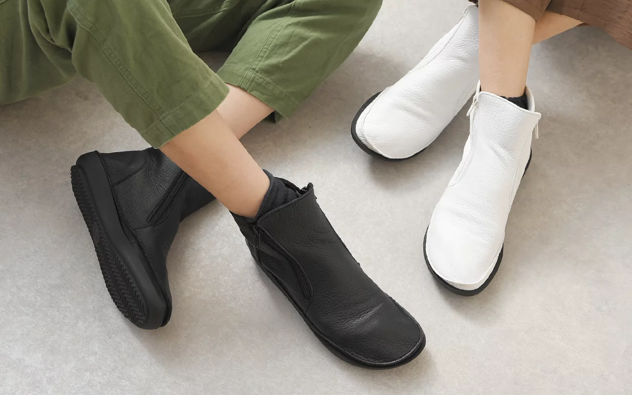 革のカシミヤ・鹿革】締め付けない快適さ。履き替え不要のドライビング