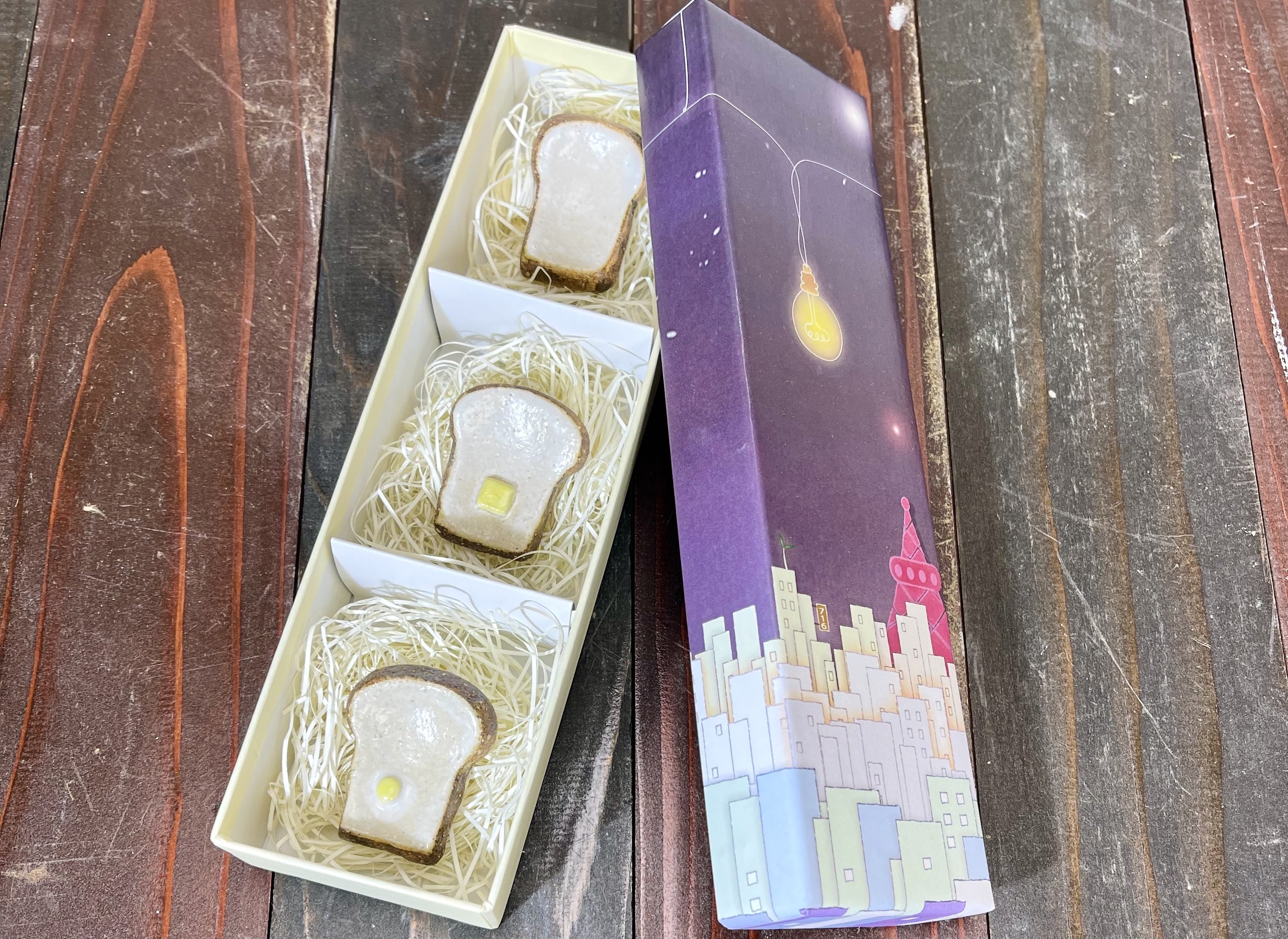 世界に一つだけの陶器の絵本プロジェクト ～8月の展示会から25