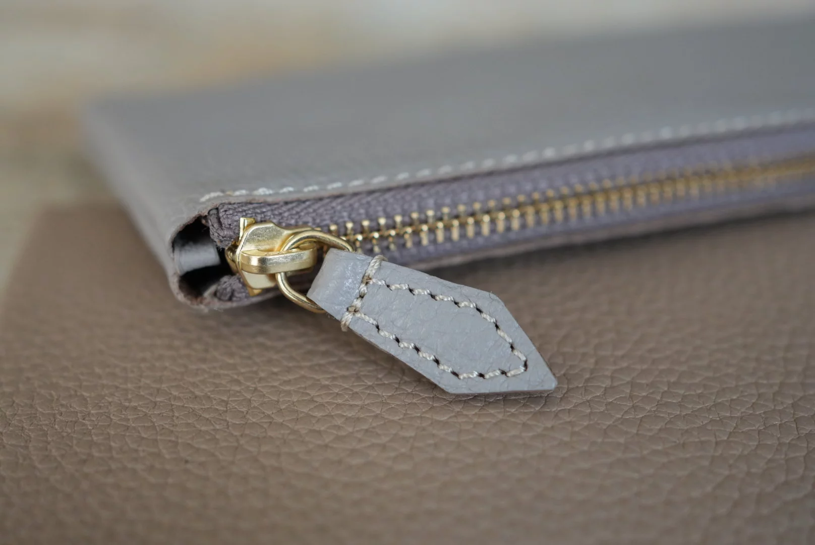 オンライン初登場】理想を叶えるフラットウォレット「SLAIR」中身を