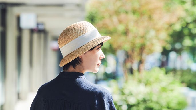 創業明治13年、職人が一つひとつ仕上げる日本製本物の麦わら帽子を届け
