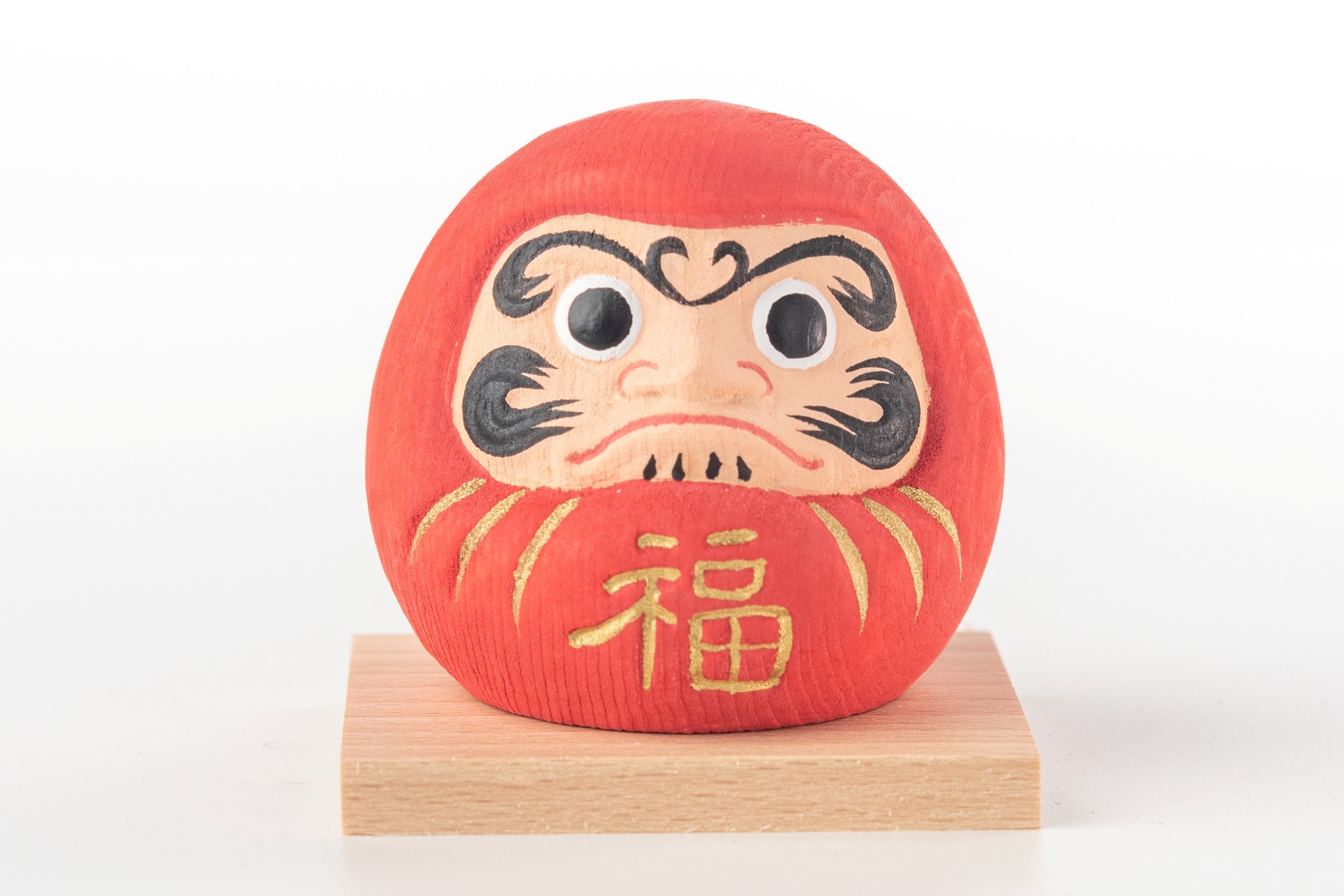 山内越秀 木彫 達磨 木製 時代物 縁起物 だるま 彫刻 置物 仏像制作50年超のMORITAが企画、仏師が原型制作、達磨寺で祈願を受けた