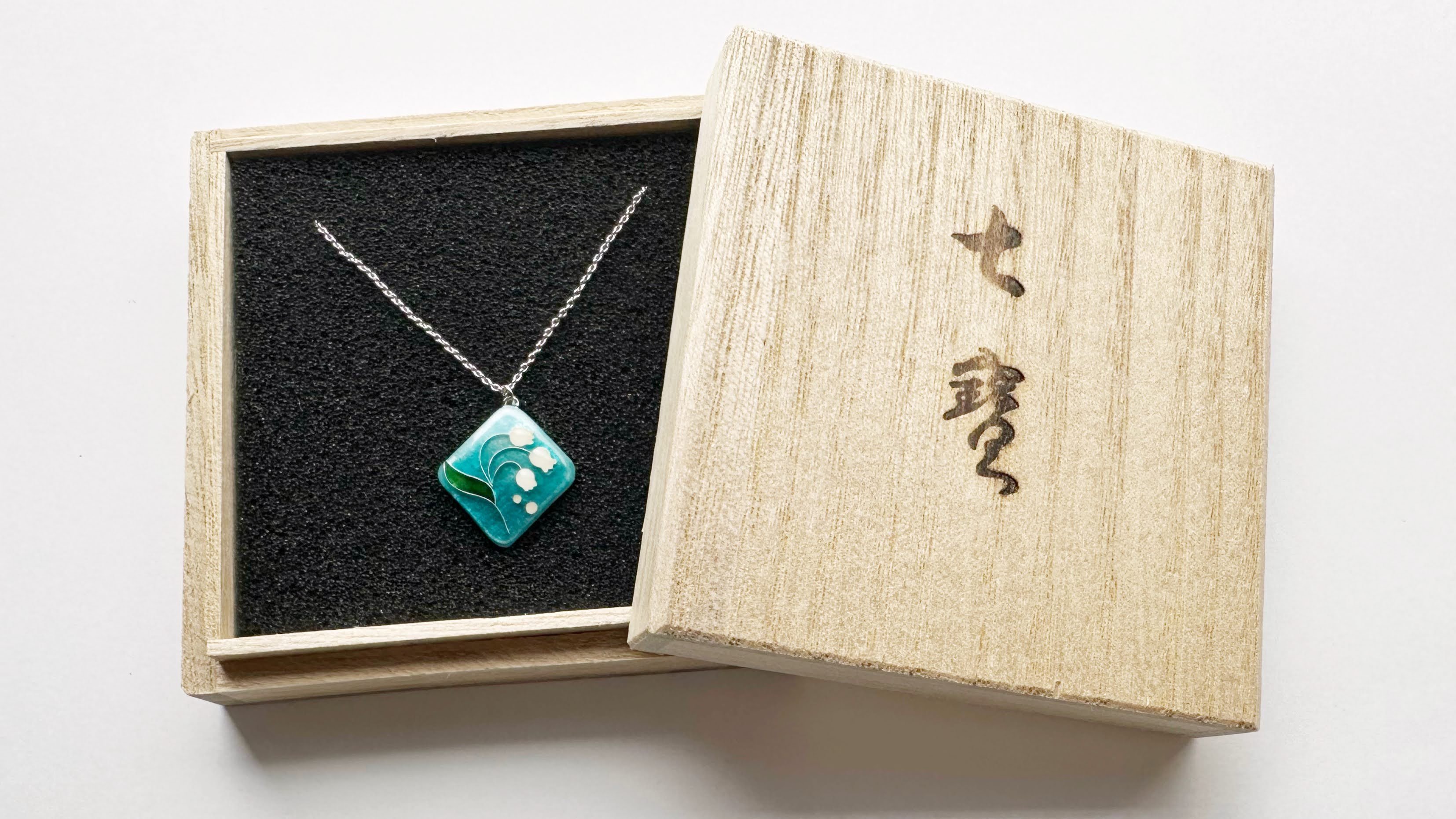 伝統工芸をもっと身近に「大切な人に贈る七宝焼アクセサリー」｜Creema