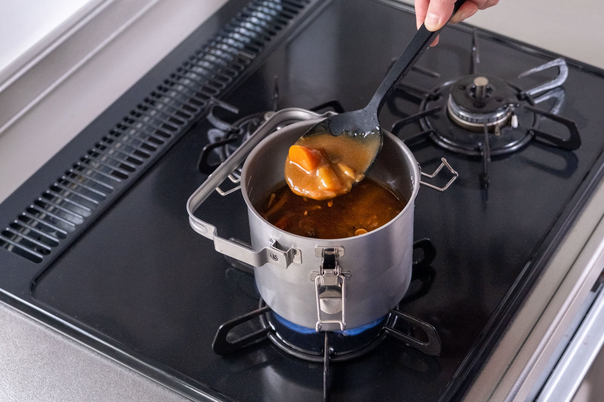 あなたへ提案したい保存容器。直火＆IH対応「給食缶ミニ」アウトドア